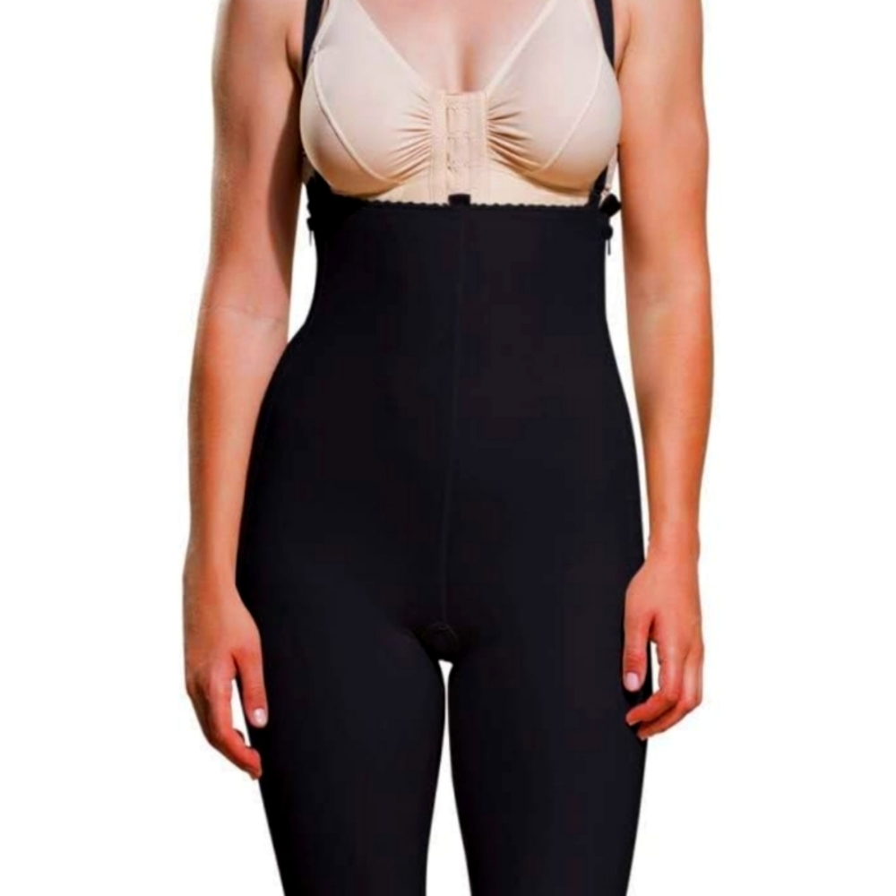 Marena girdle with suspenders